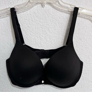 Victoria's Secret Black Body by Victoria Push Up Pigeonnant Bra 34D